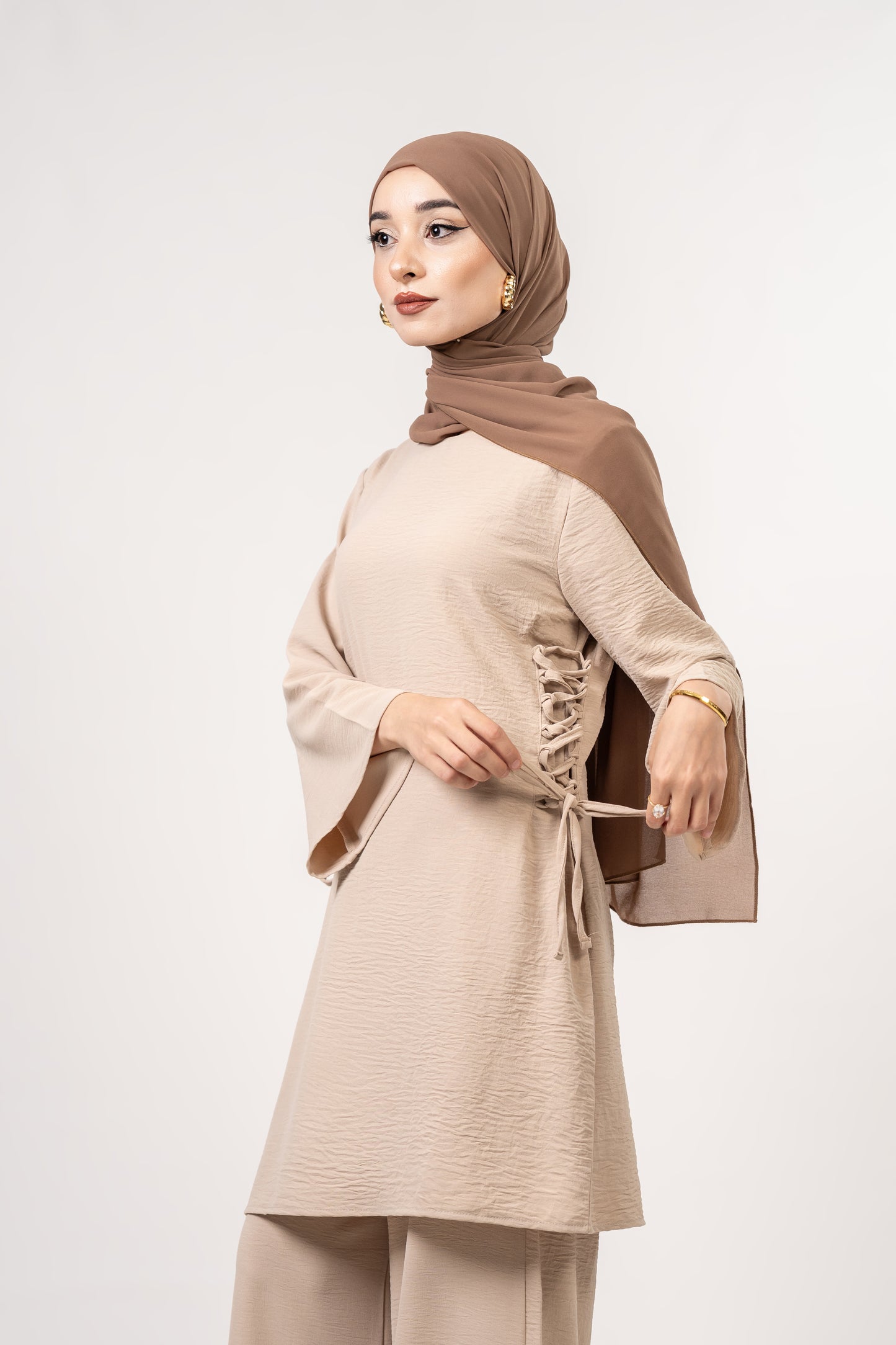 2 piece Cream set
